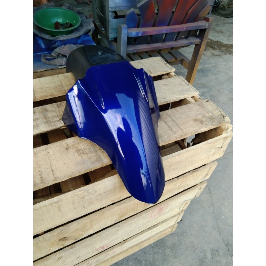 SLEBOR DEPAN MOTOR HONDA CS1 CS ONE BIRU