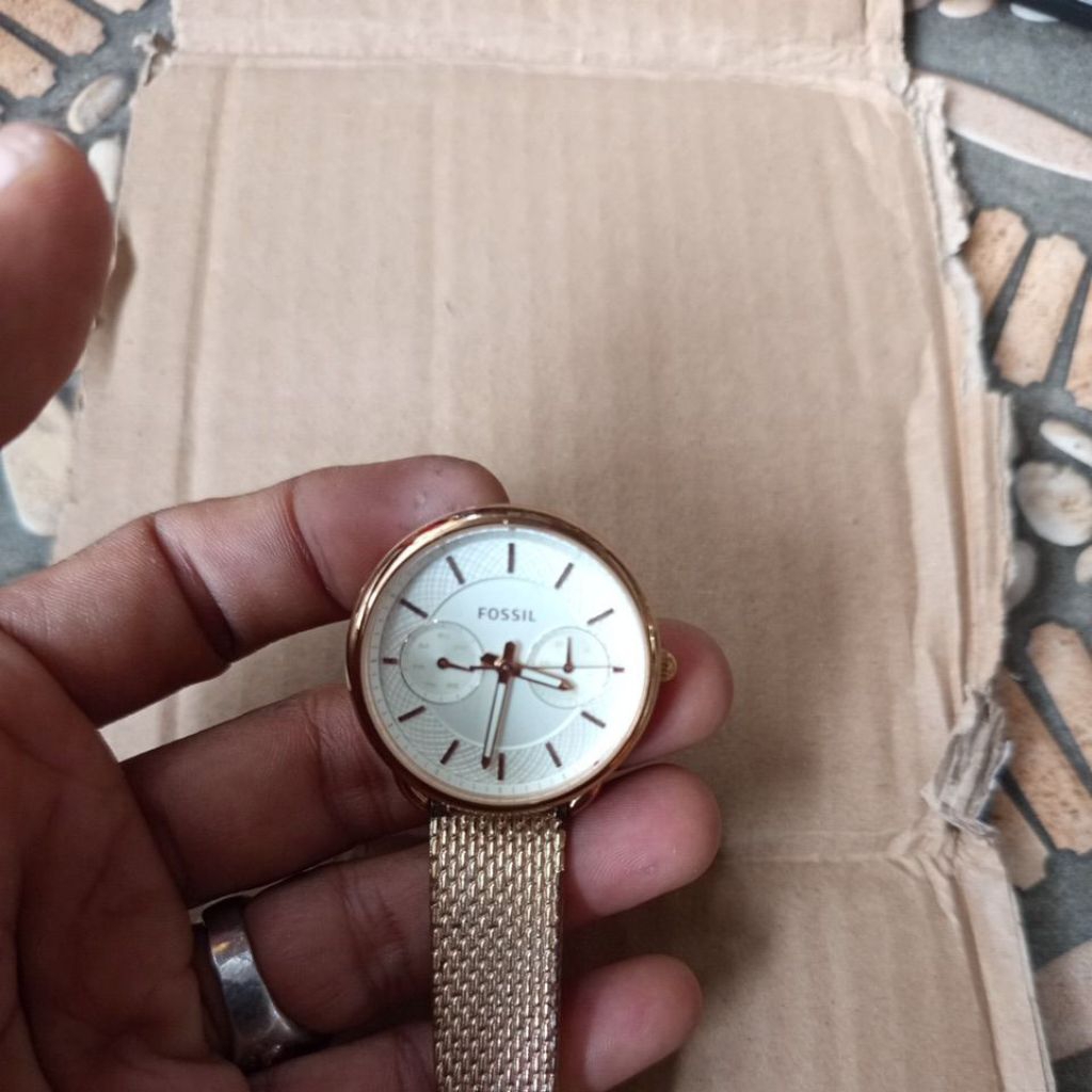 jual jam f****L wanita original bekas