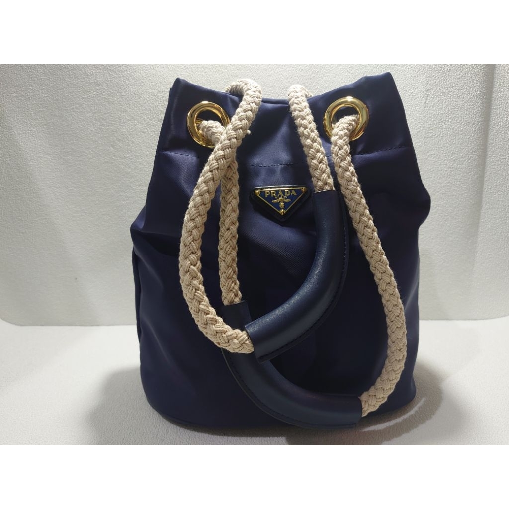 New - Sling bucket Bag Prada Navy Nylon By Parisien