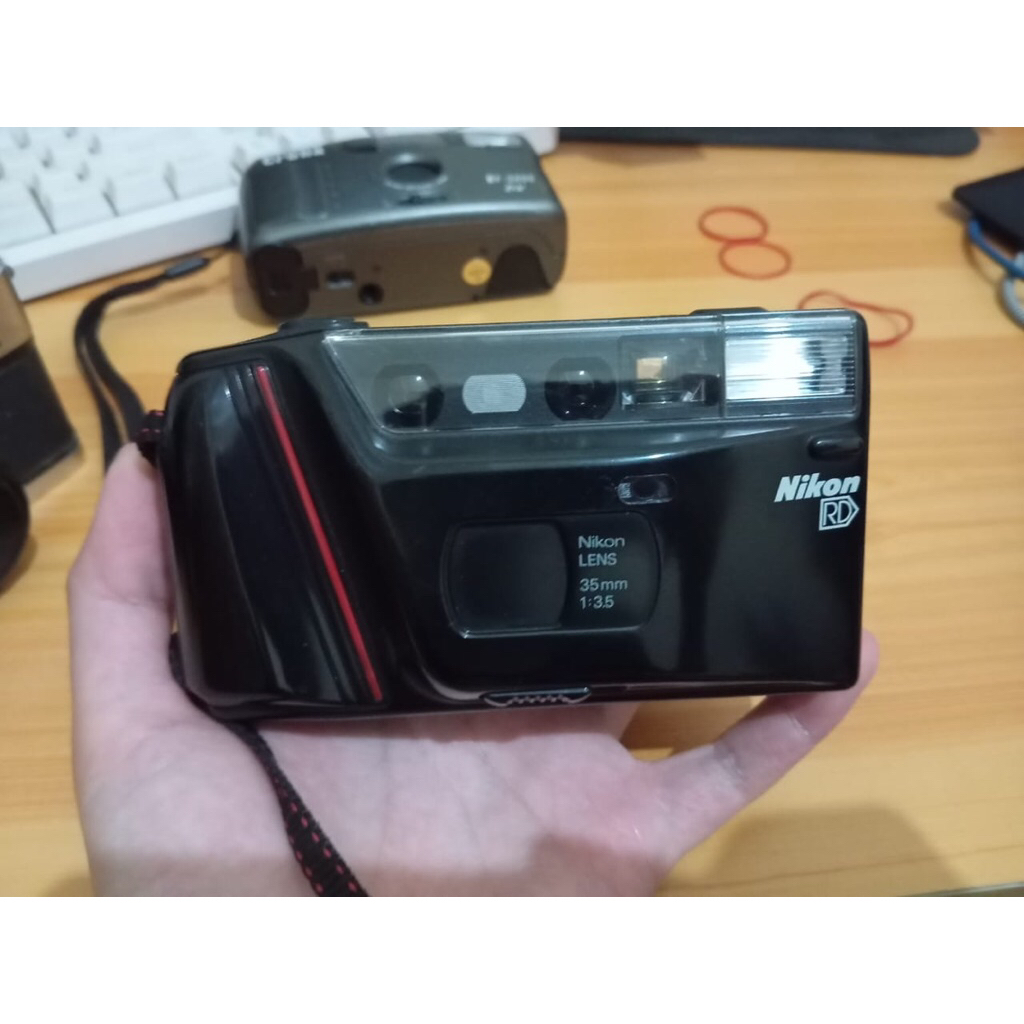 Kamera Analog Nikon RD