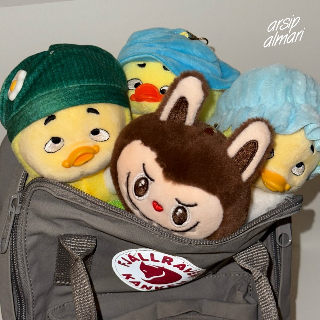 Gantungan Kunci Boneka Labubu & Upset Duck KW