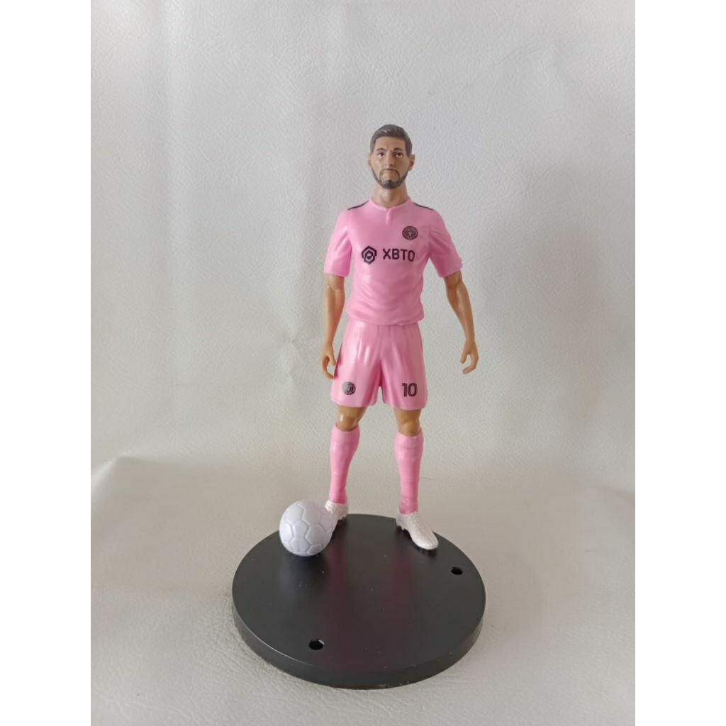 Mainan Action Figure Bola Messi