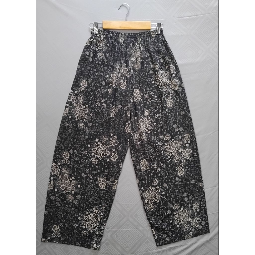 Celana Kulot Panjang Wanita Rayon Premium Motif Bunga Hitam