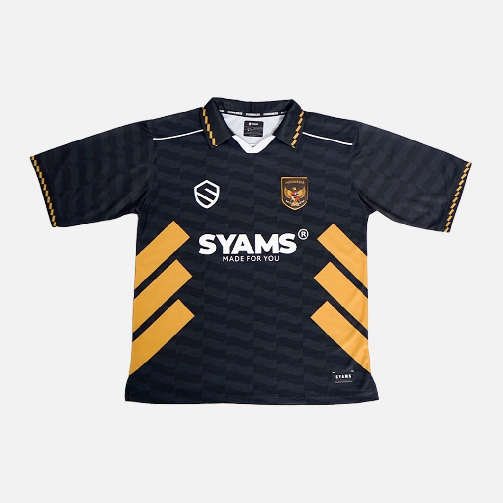 Syams Wear Jersey Fantasy Timnas Garuda Pride