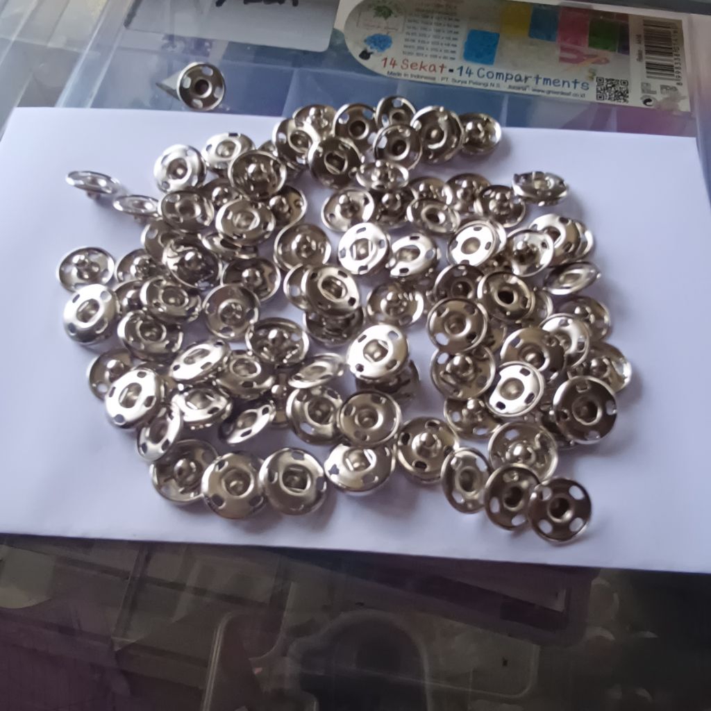 (1 lusin)kancing cetet silver ukuran besar
