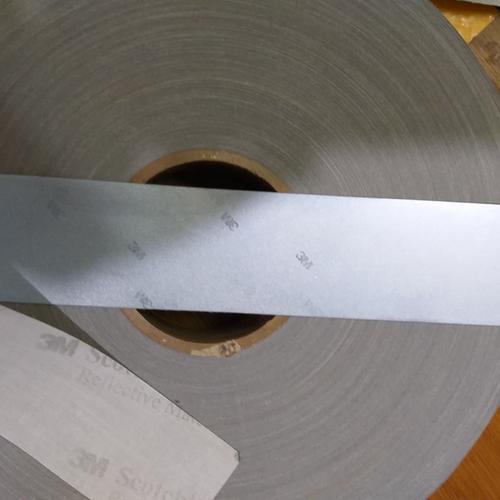 

Pita Reflektif Baju Pakaian Seragam 2 inch (5 cm) x 100M Original 3M 8912 Kain Reflektor