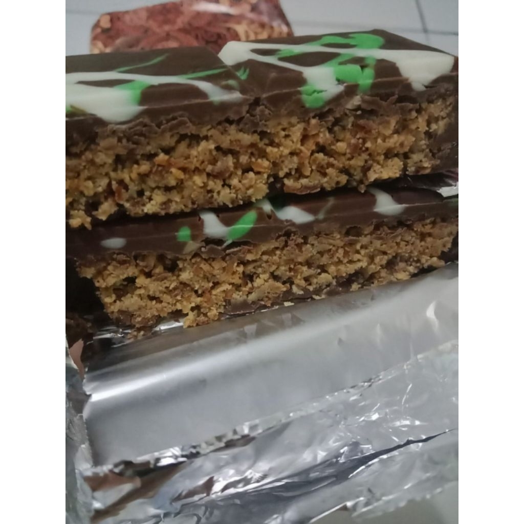 

coklat Dubai almond kunafa 300gr