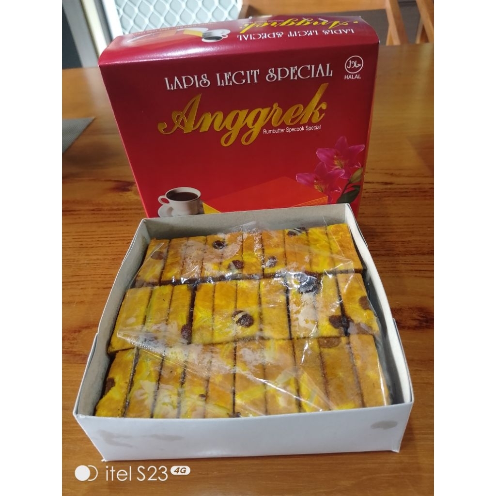 

(COD chat dulu)1,1kg lapis legit anggrek rasa spesial