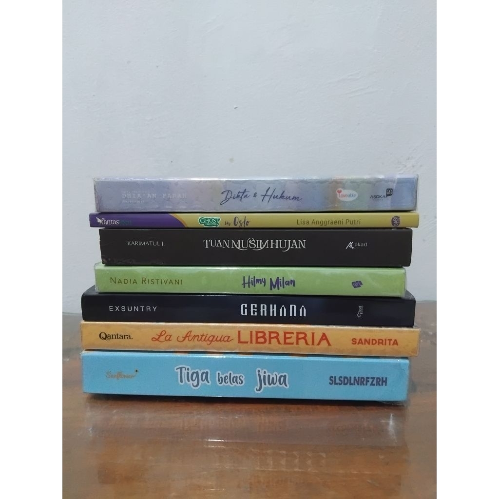preloved novel au dan wattpad. dikta & hukum, tuan musim hujan, Hilmy Milan, Gerhana, la antigua lib