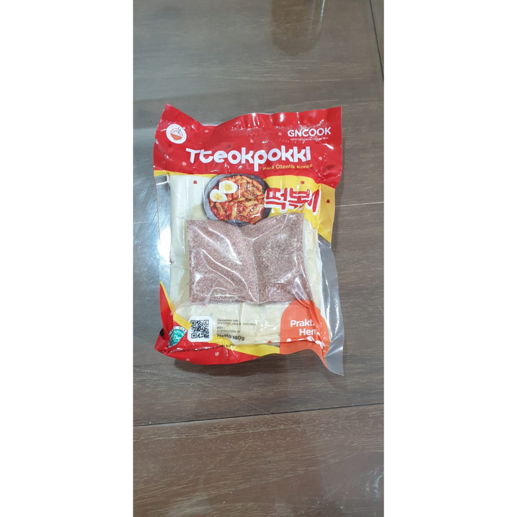 

Gncook Tteokpokki HALAL Korean Rice Cake 180gr - Tteokbokki Enak & Pedas!