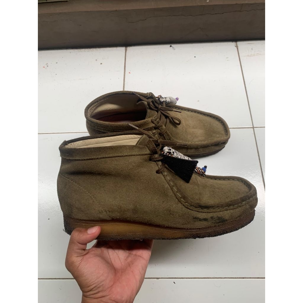 Clarks Wallabee