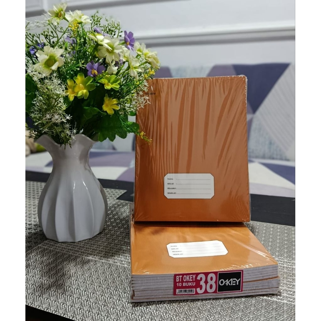 

Buku tulis Okey 38 motif kraft (sampul coklat)
