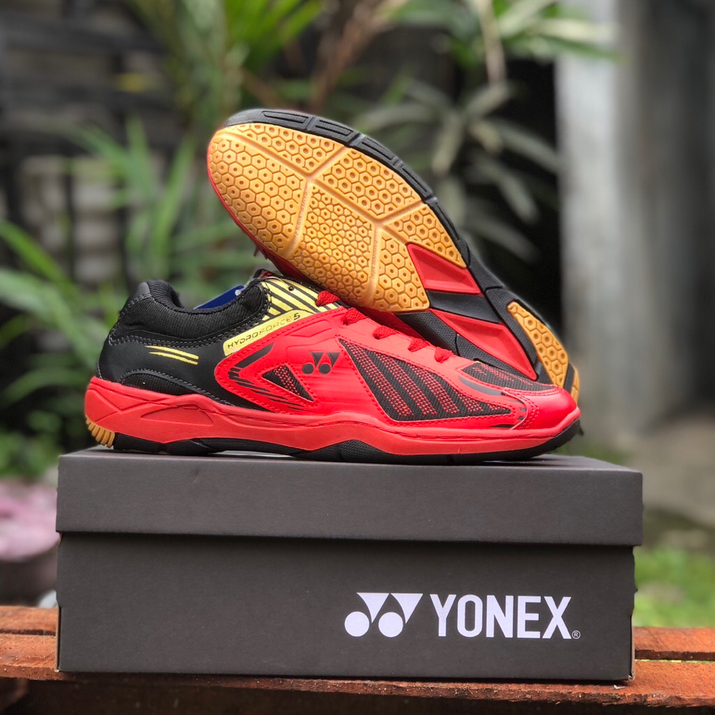 sepatu merah badminton sol karet