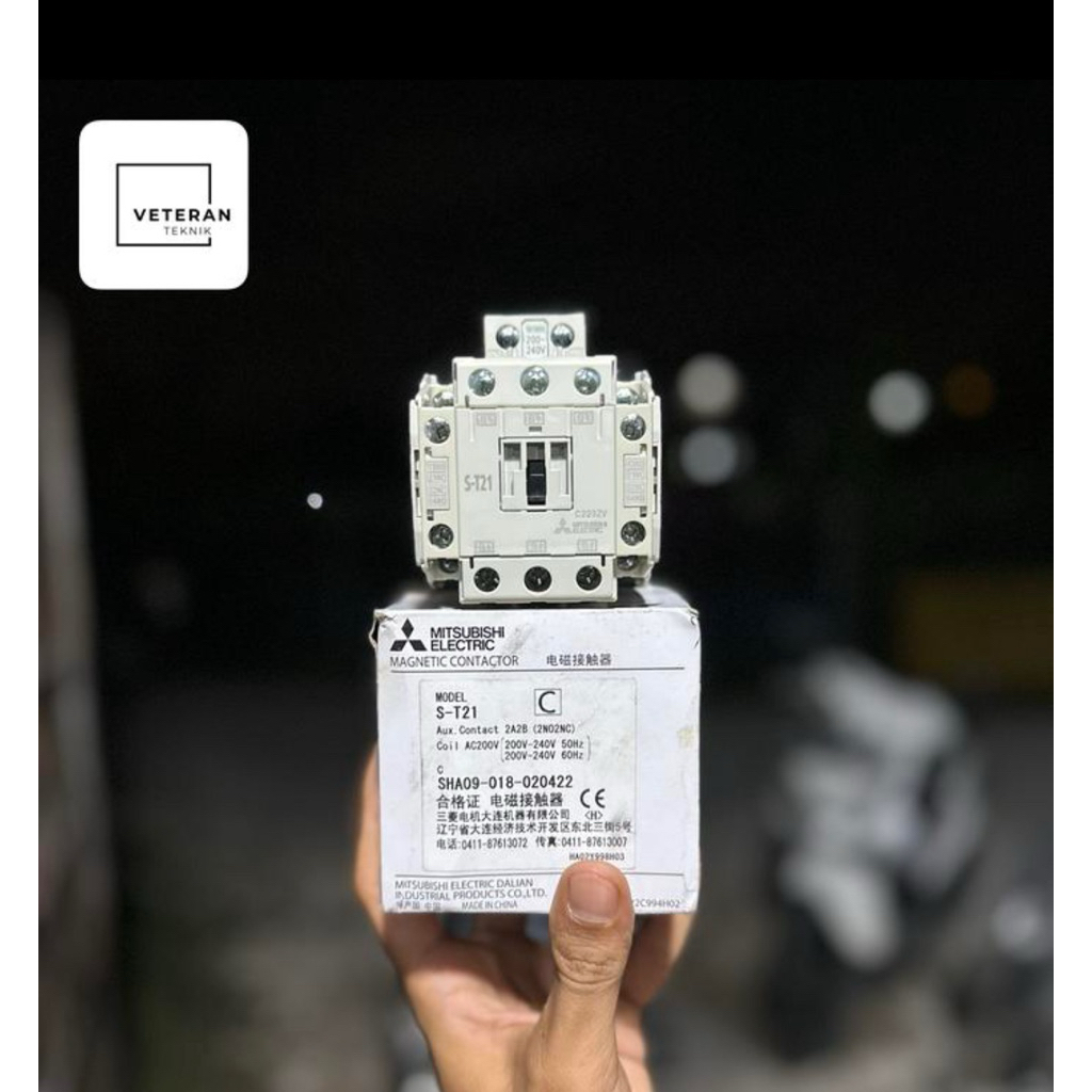 Kontaktor / Contactor Mitsubishi S-T21