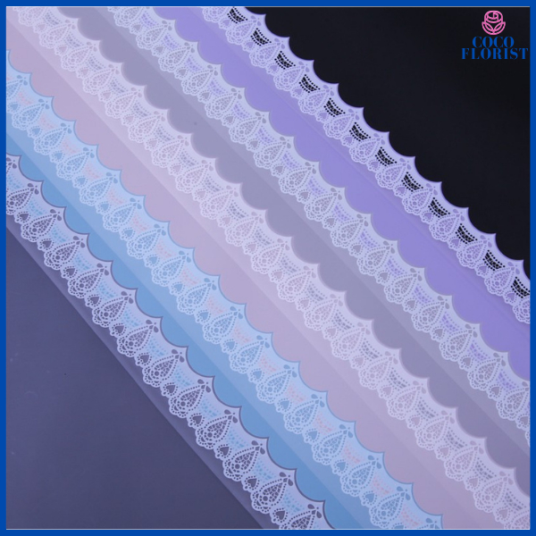 

Kertas Buket Bunga Motif Renda Lace Border Cellophane Flower Wrapping Paper KB6175