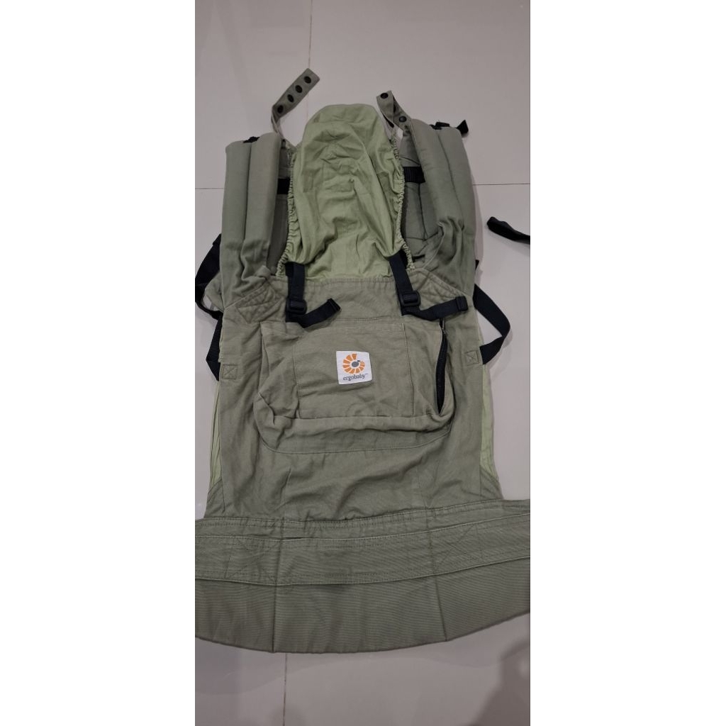 Gendongan Bayi Second Preloved  Ergobaby