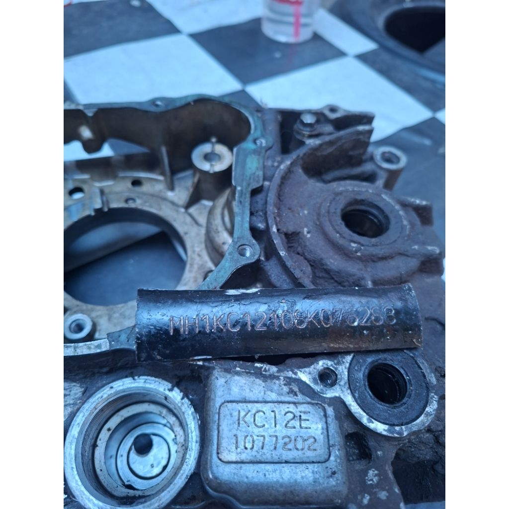 rengkes/crankcase kiri tiger mp/gl series