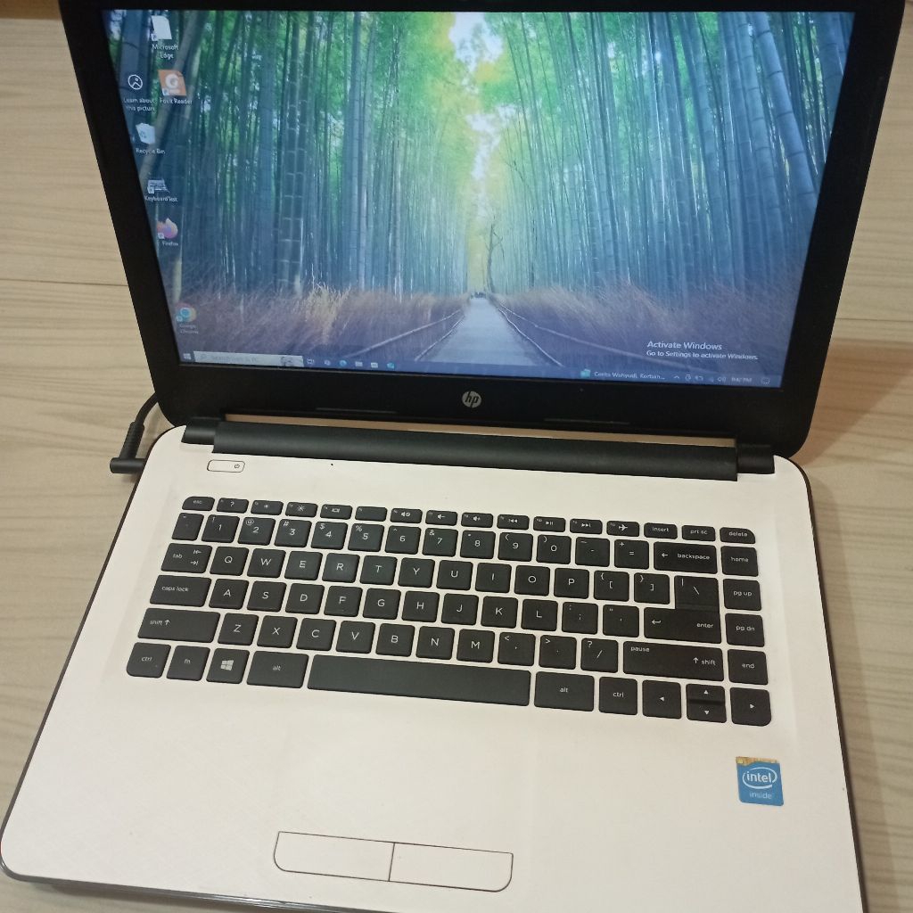 Laptop HP 14 ram 4 gb 14 inc slim Ssd murah siap pake