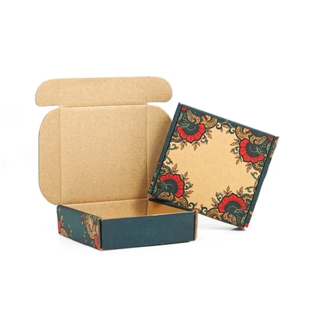 

(5pcs) Box Hampers Kemasan Kado Hadiah Souvenir Dus Snack 10x10x3cm Motif Batik Biru Coklat