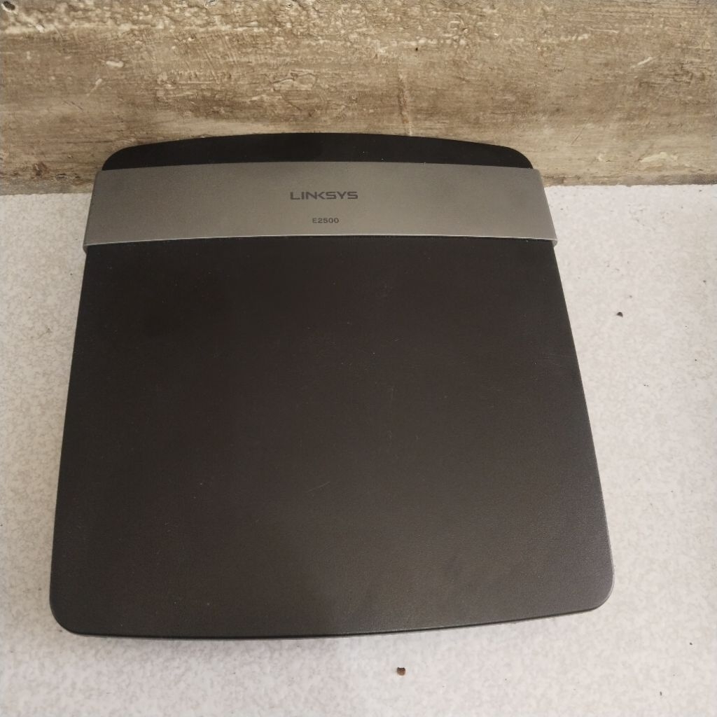 MODEM ROUTER CISCO LINKSYS E2500