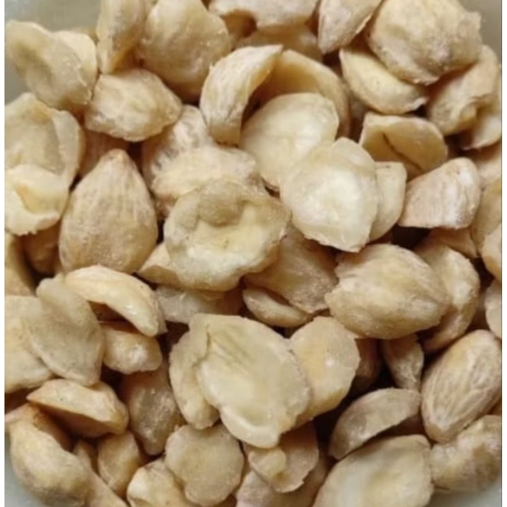 

Kemiri pecah 100 gram