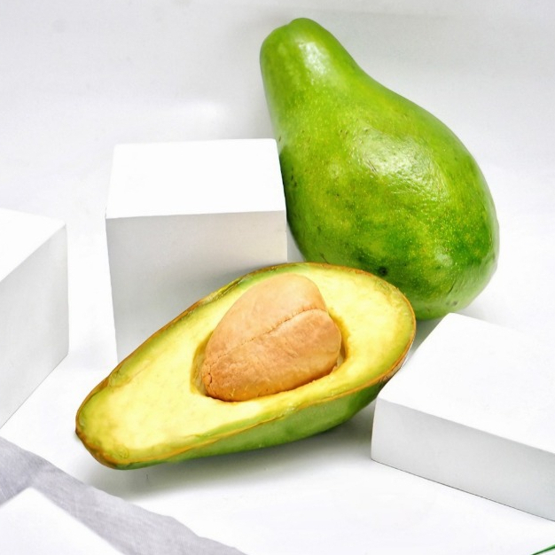 

Buah Alpukat Mentega Lampung QV 900-1000GR