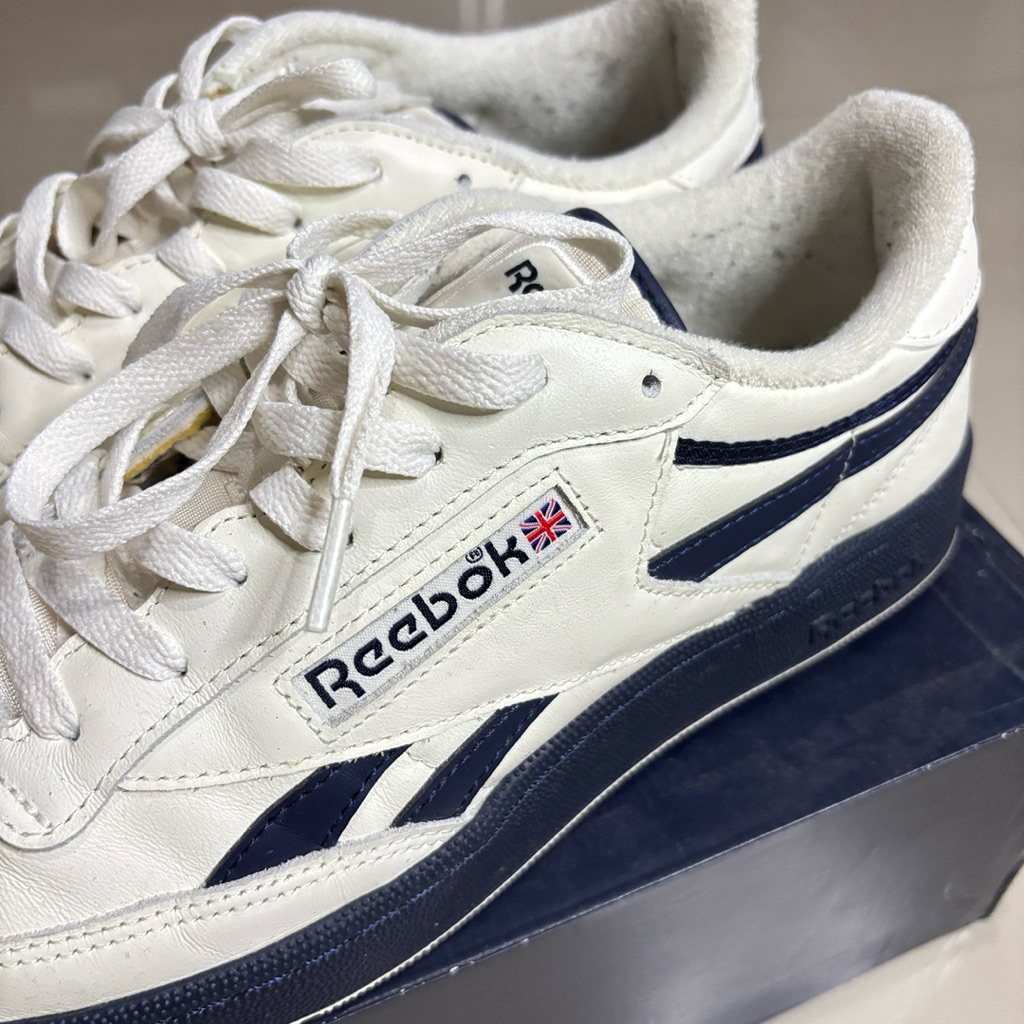 Preloved Reebok Club C Revenge Vintage (unisex) / Sepatu Tennis Original