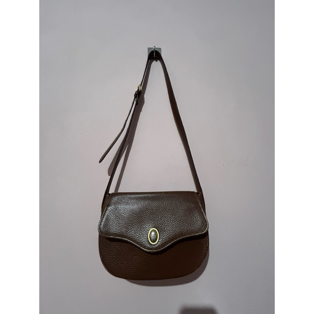 preloved vintage dior sling bag
