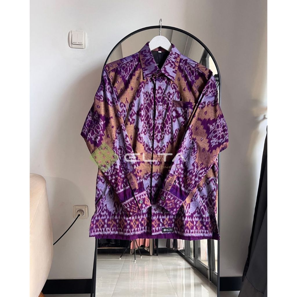 kemeja pria lengan panjang tenun endek bali motif lobeng