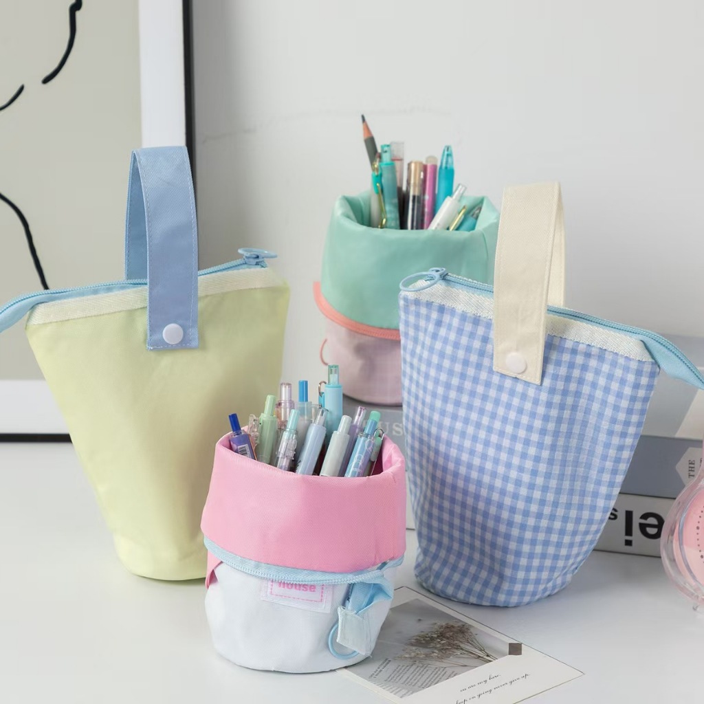 

Handheld student large capacity cute pencil holder, upright pencil case, portable pencil bag, makeup bag