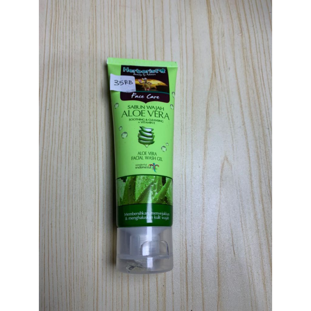 Herborist Facial wash Gel