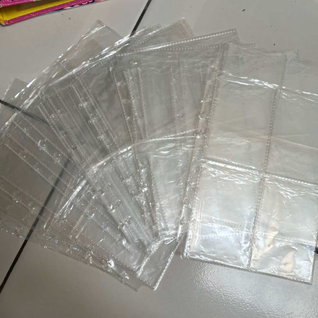 

Preloved badcond isi refill binder A5 4p Official Carddass (5k=7pcs)