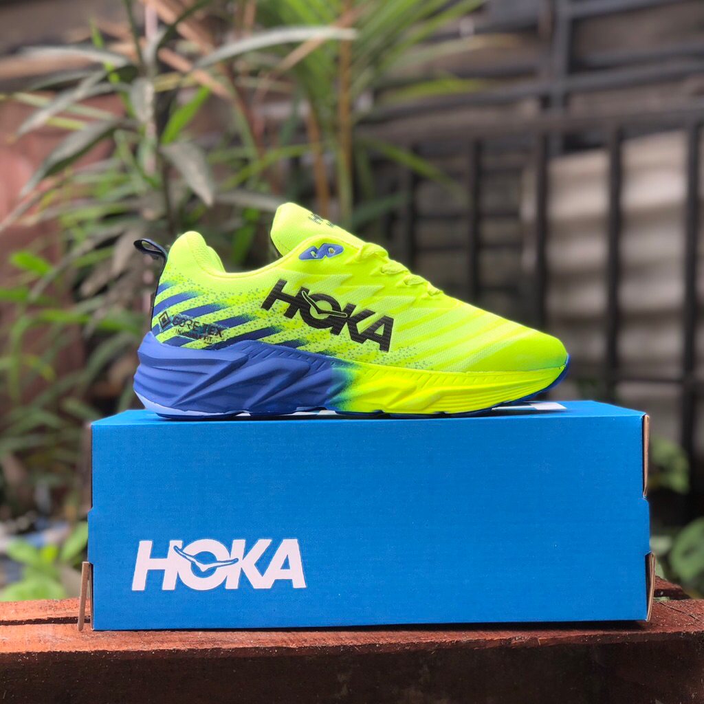 Sepatu hijau stabilo running cewek