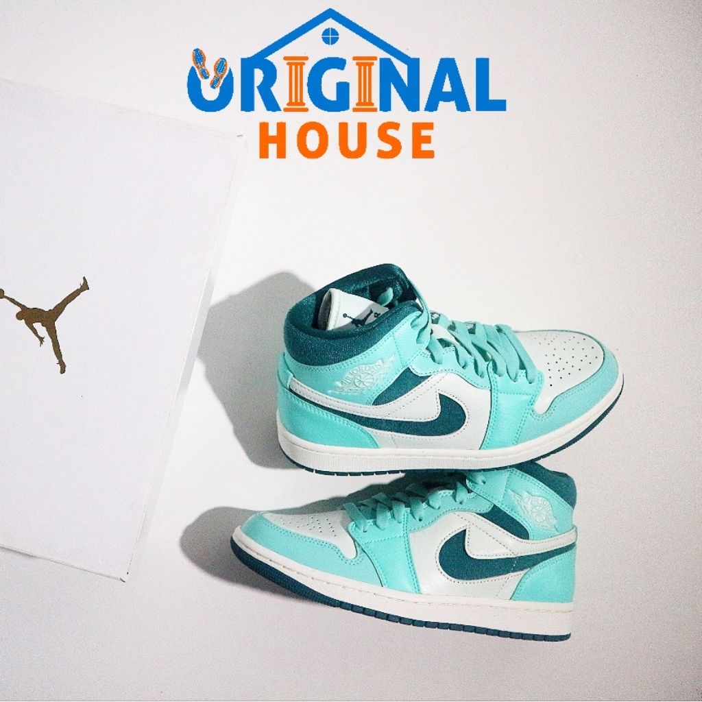 Sepatu Sneakers AJ 1 Mid SE Chenille Bleached Original