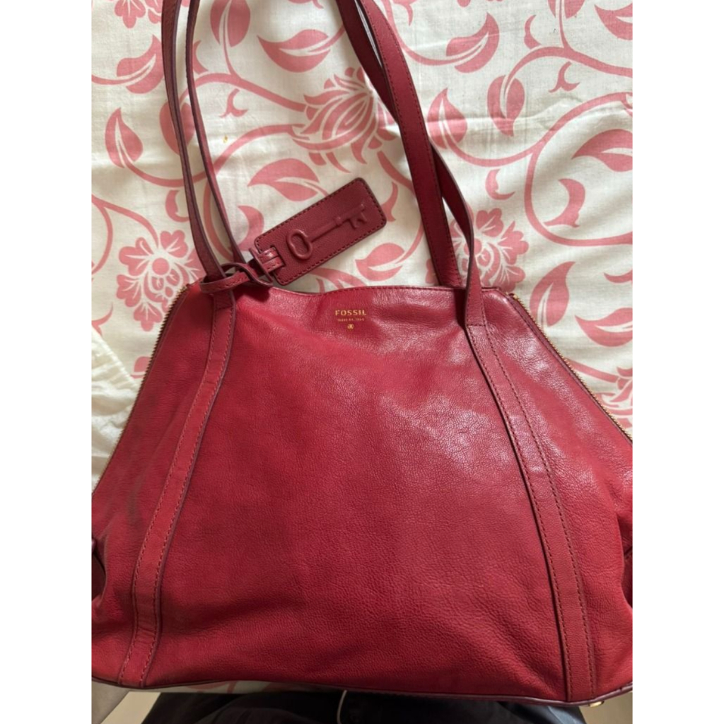 Fossil Shoulder Bag in Red Original