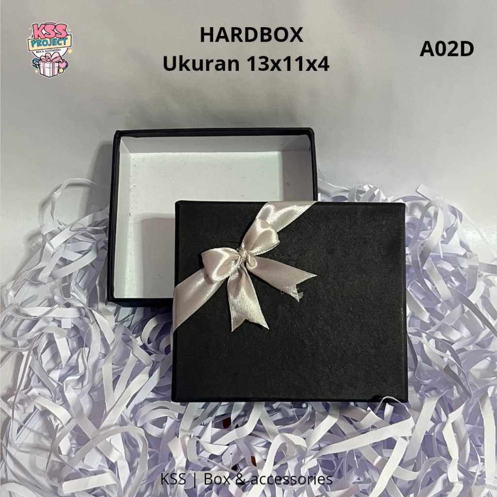 

Box dompet / kotak kado berpita / kotak box aksesoris / kotak kado giftbox
