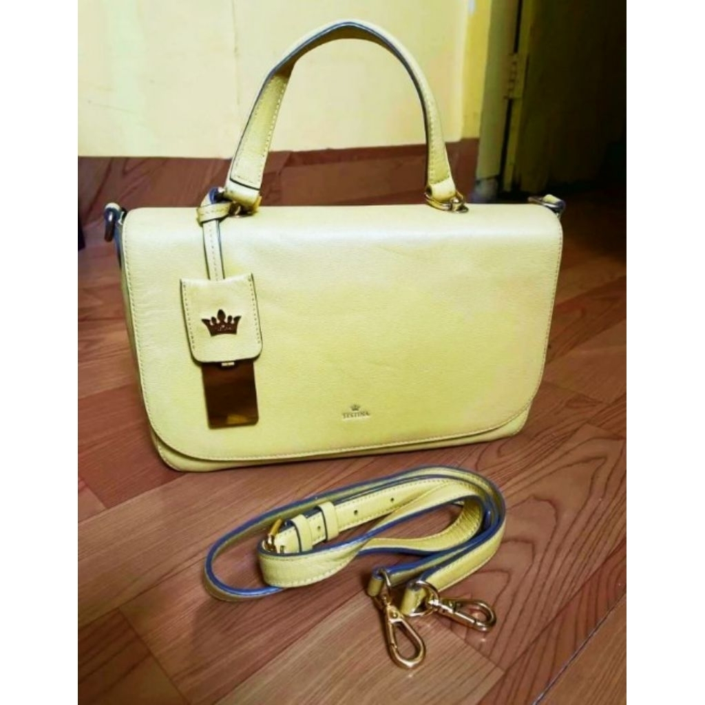 Tas wanita Jestina warna kuning lembut