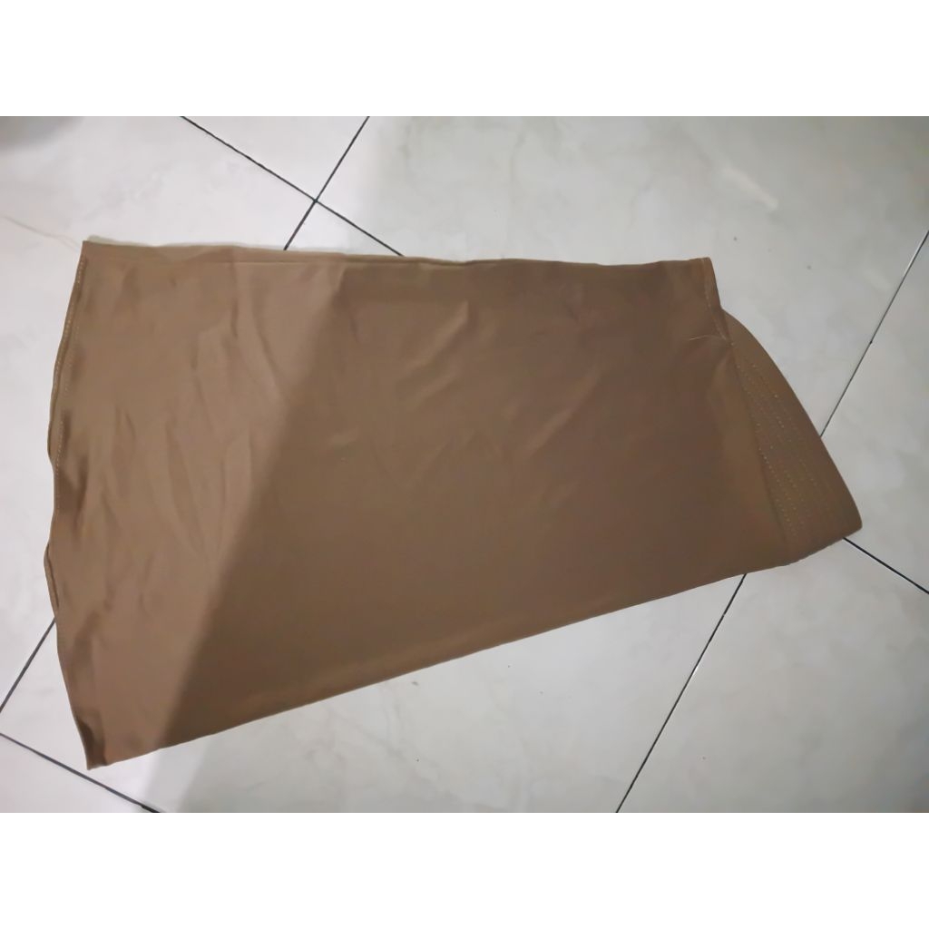 Prelov kerudung bergo pendek warna milo