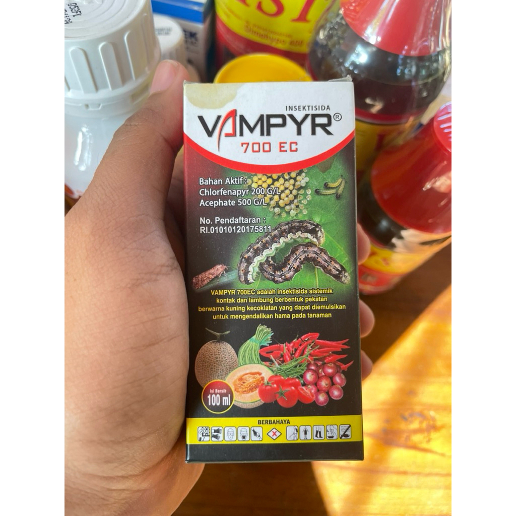 Insektisida Vampyr 700 EC 100 ML