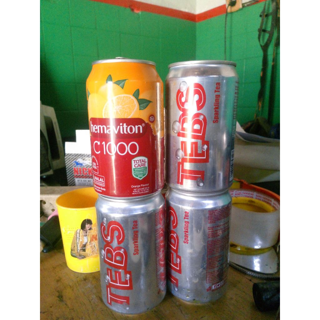 

kaleng bekas minuman isi 10pcs (merk random)