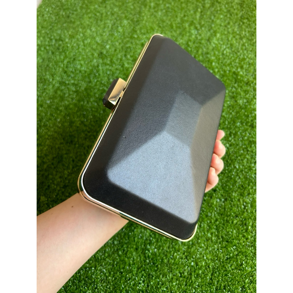 Tas pesta clutch wanita elizabeth original hitam clutchbag tas pesta murah PRELOVED