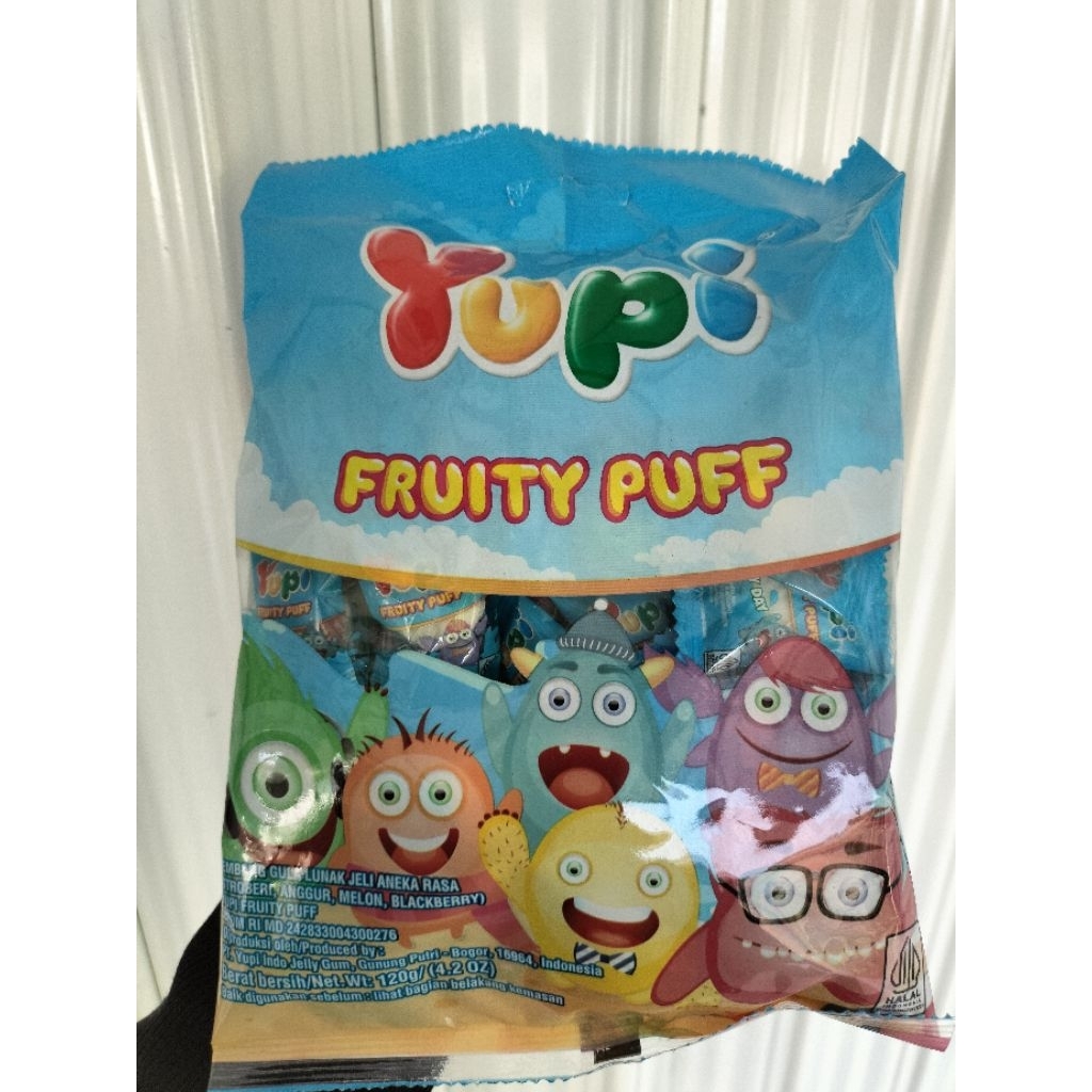 

Yupi fruity puff dan yupi mango kiss 1 bag