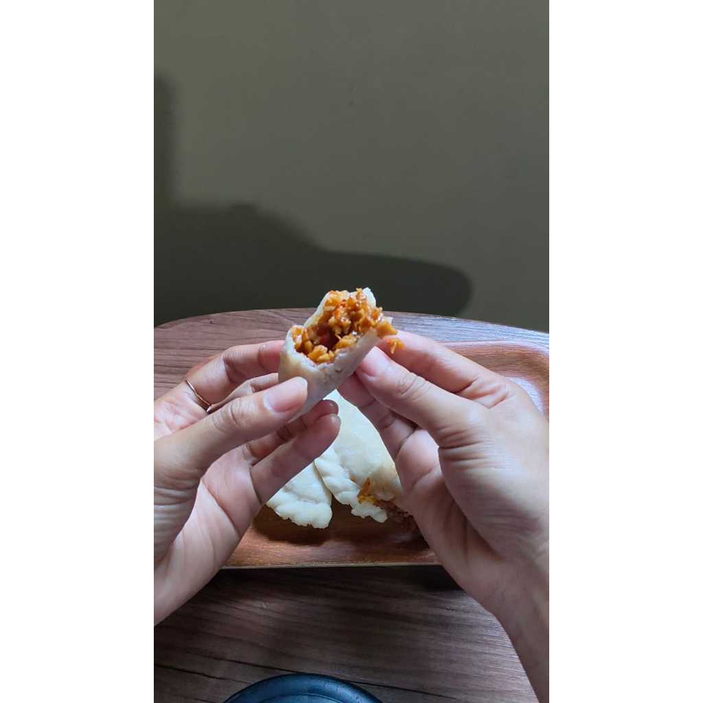 

CIRENG ISI BAKSO PEDAS YUMMY