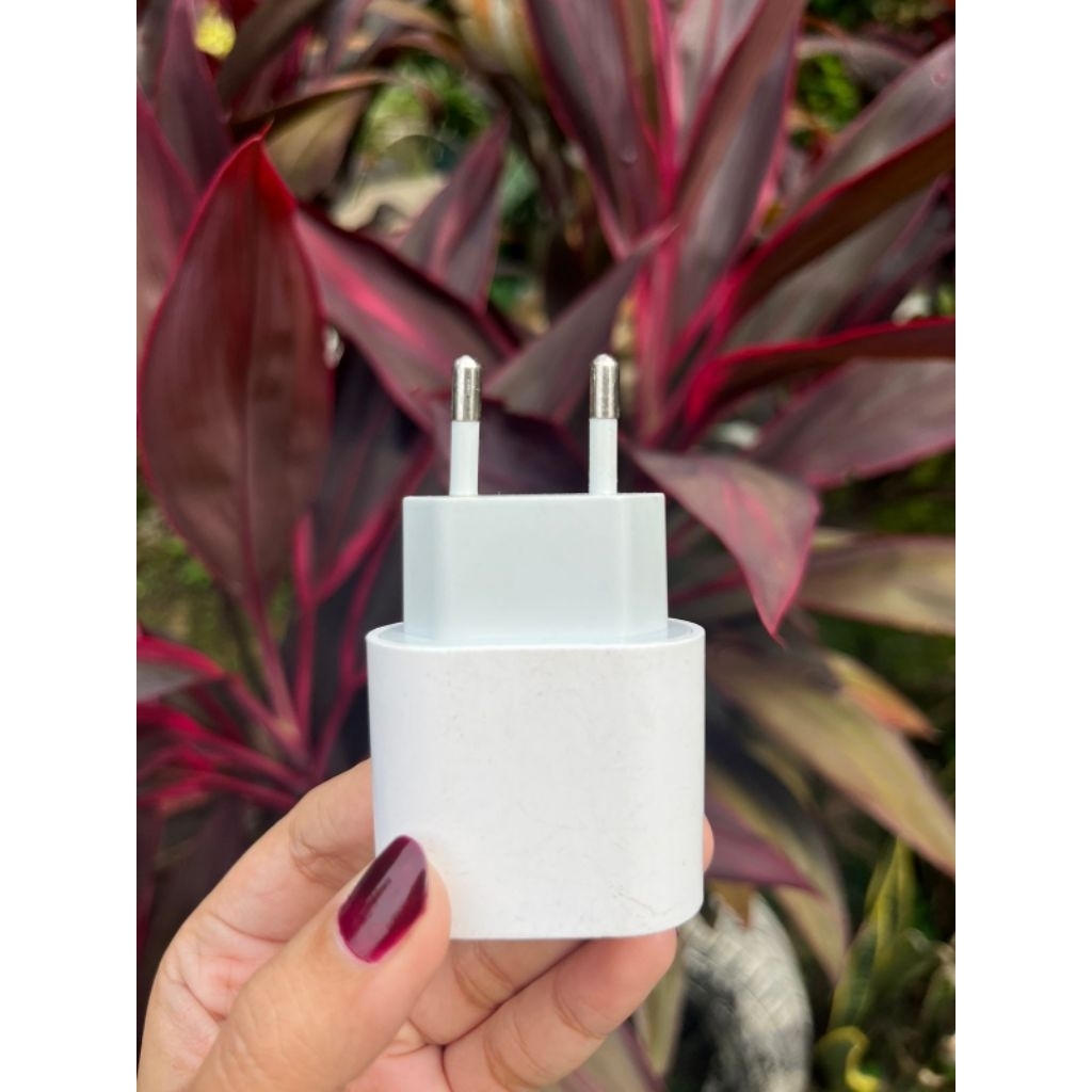 preloved Apple adaptor 20W charger iphone