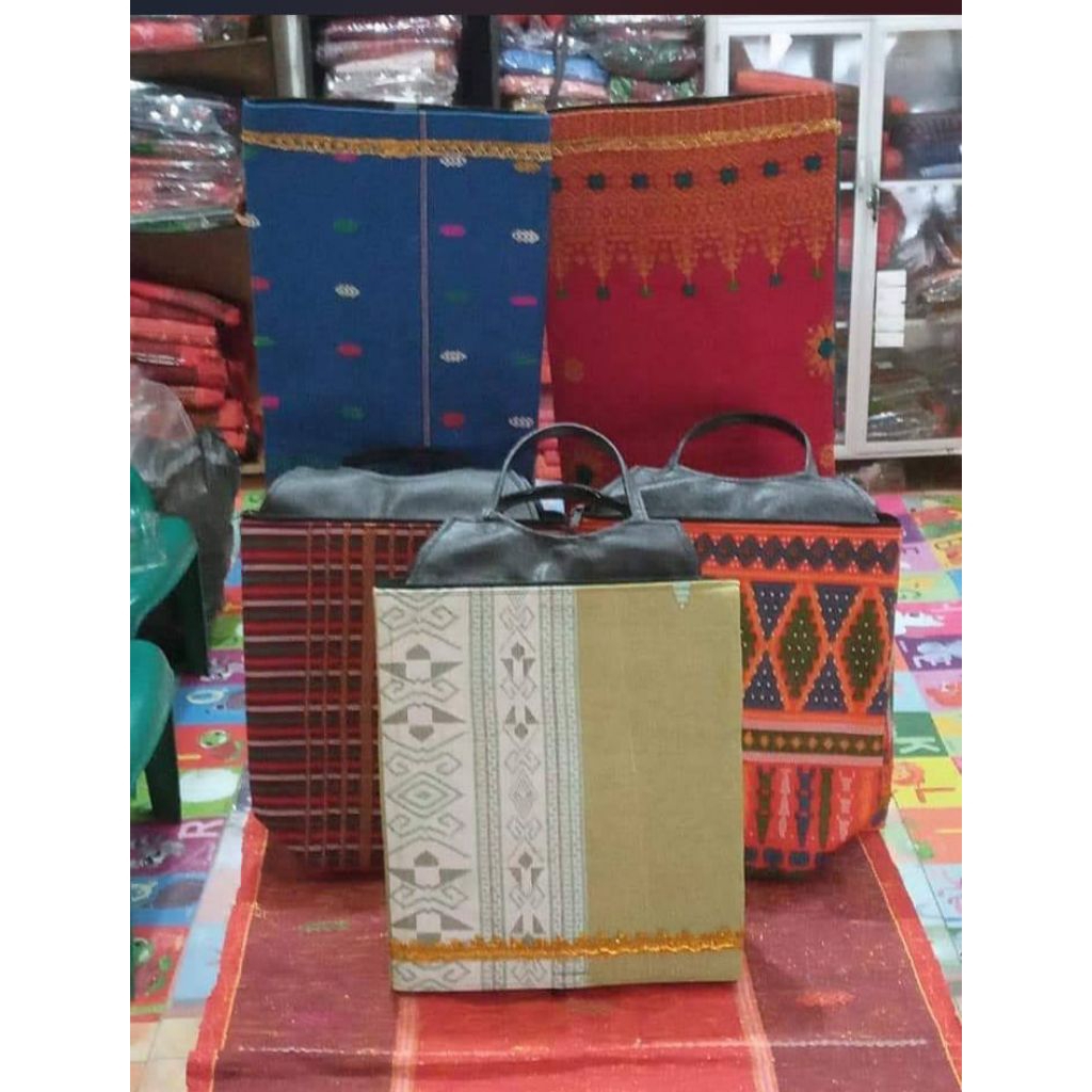 Tandok Ulos / Tandok Ulos / Tandok & Tas Ulos Multifungsi