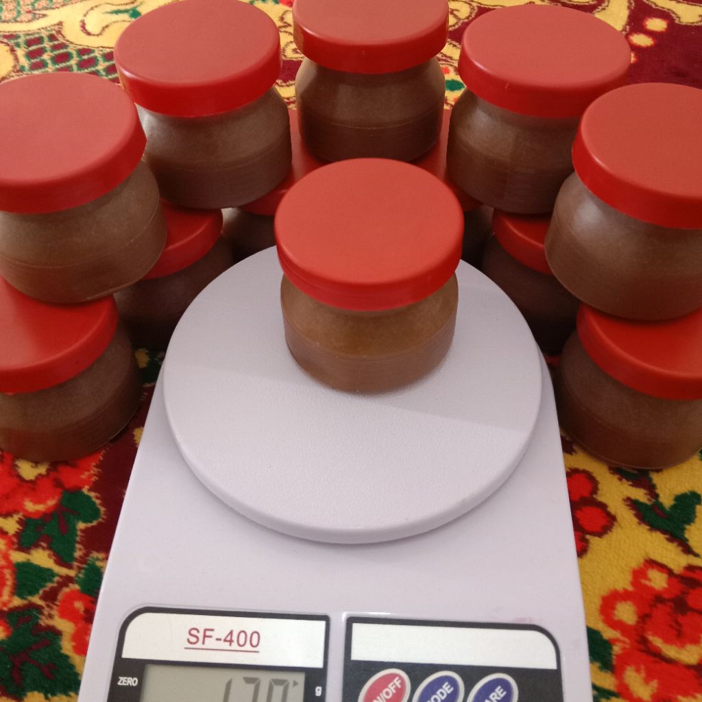 

promo 1 lusin isi 12 pcs petis sari ikan tuna petis asin khas madura