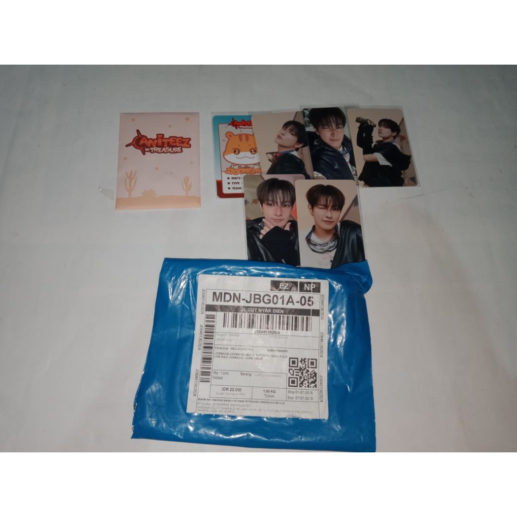 

ateez photocard