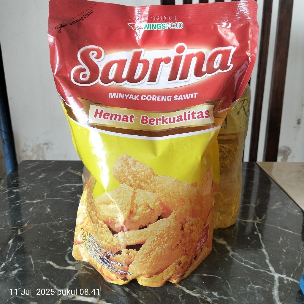 

MINYAK GORENG SABRINA 2 LITER POUCH