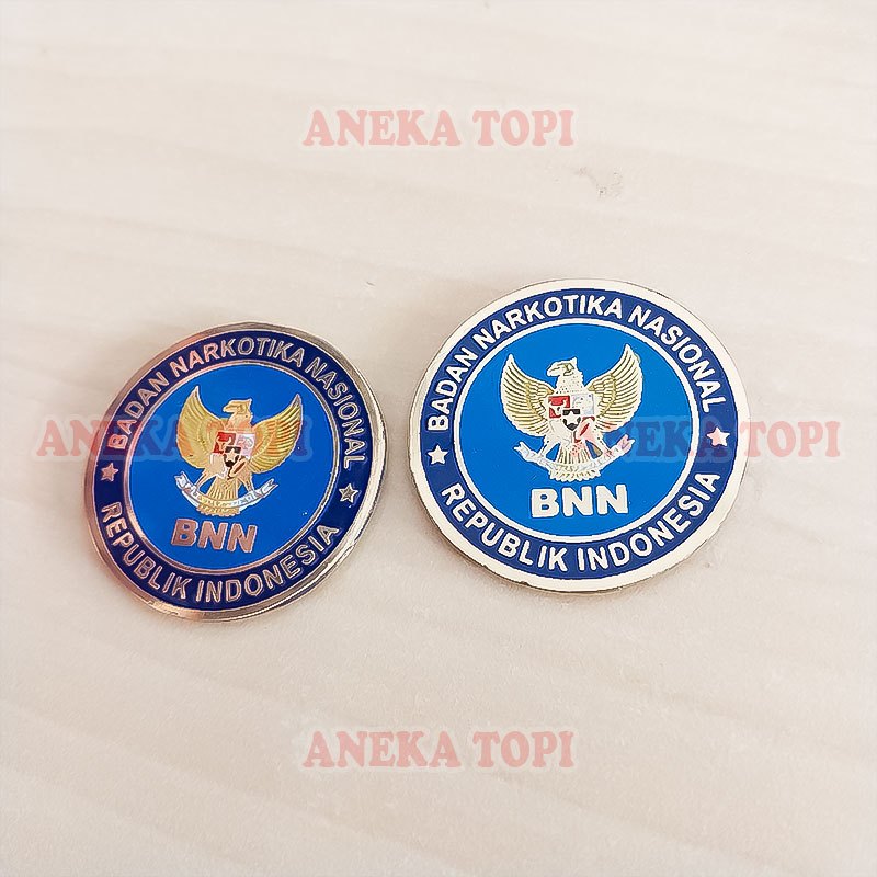 Pin BNN Full Logam Warna Magnet Pin Bros Logo BNN Bulat Logam - Aneka Topi