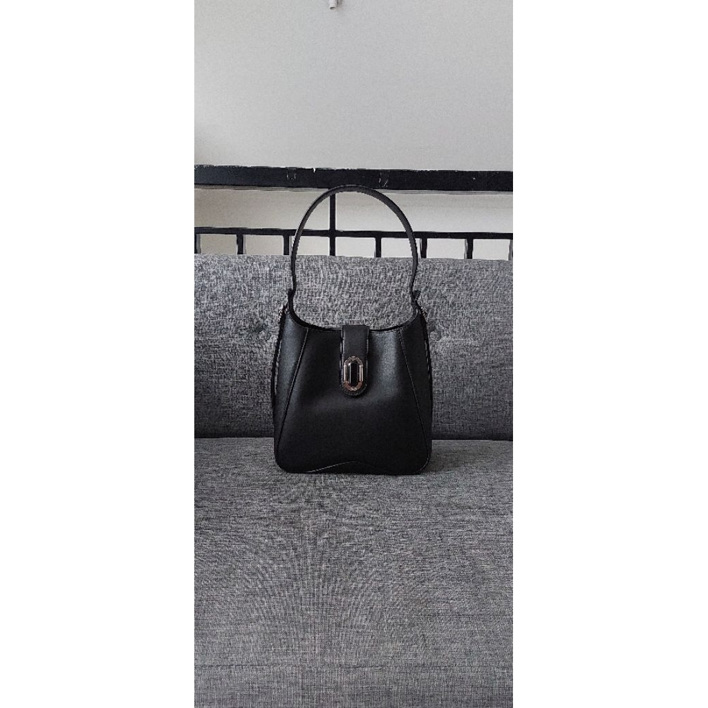 Tas Pedro Hitam Preloved